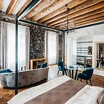 Hotel Boutique Corso 4*