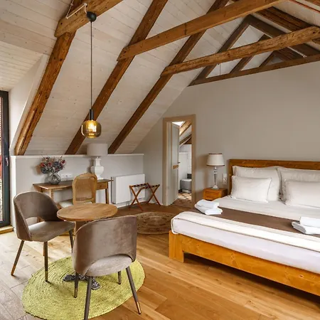 Boutique Corso 4* 热夫尼采