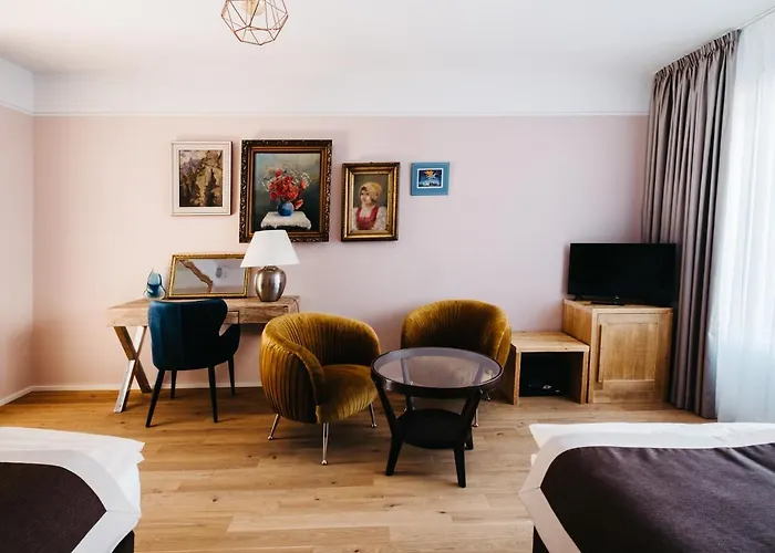 Boutique Corso ホテル Řevnice